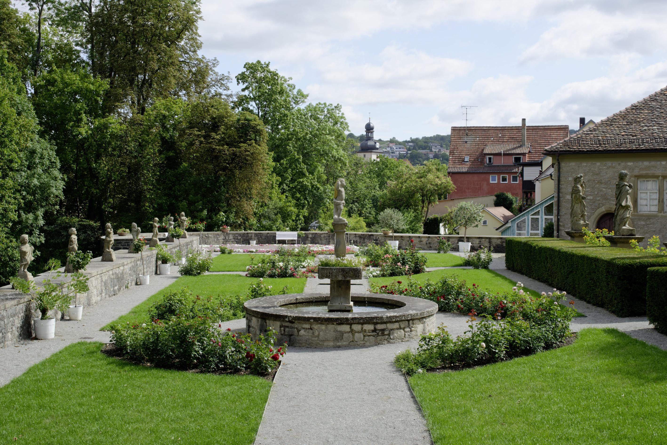 Rosengarten von Schloss Weikersheim