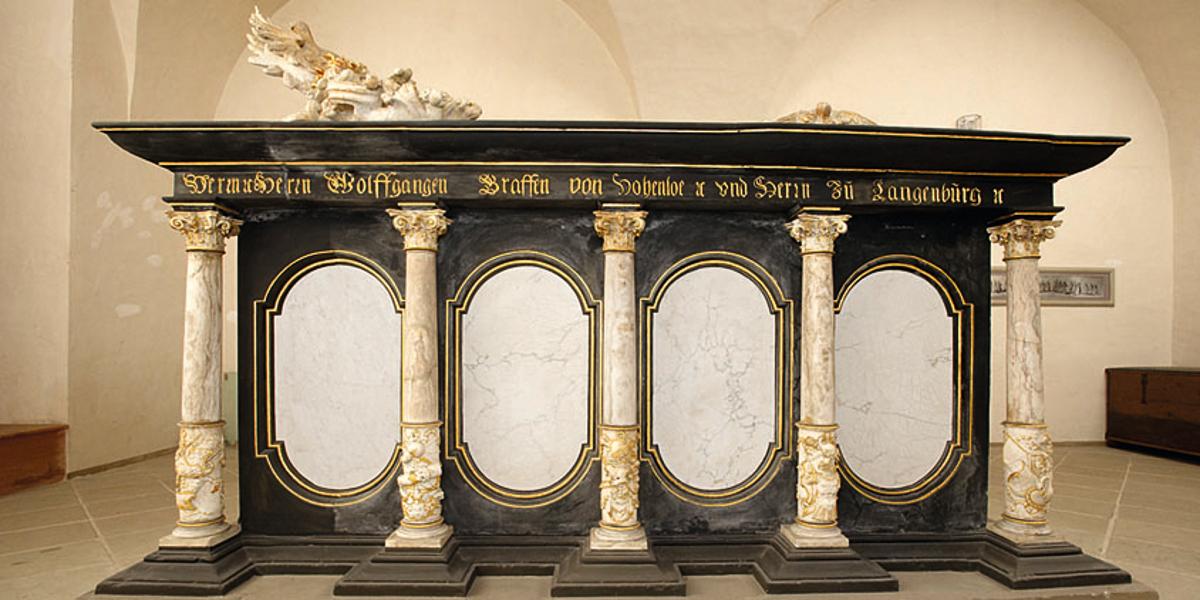 Prachttumba von Graf Wolfgang II. in der Schlosskapelle