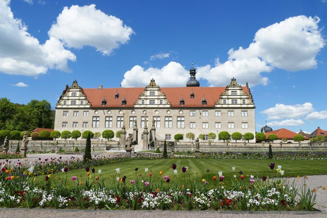 Rabatte im Weikersheimer Schlossgarten am 6. Mai 2016