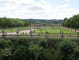 Schloss und Schlossgarten Weikersheim, Ansicht des Schlossgartens