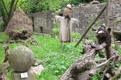 Der Alchemie- und Hexengarten von Schloss Weikersheim