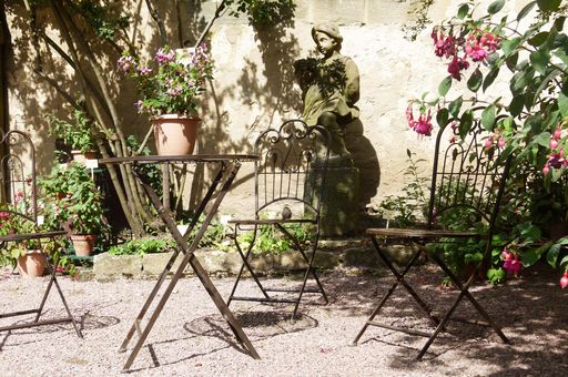 Fuchsienpräsentation im Kastellangarten von Schloss Weikersheim