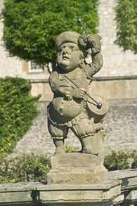 Zwergenfigur aus dem Schlossgarten Weikersheim