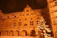 Foto: Staatliche Schlösser und Gärten Baden-Württemberg, Monika Menth Winterlicher Innenhof