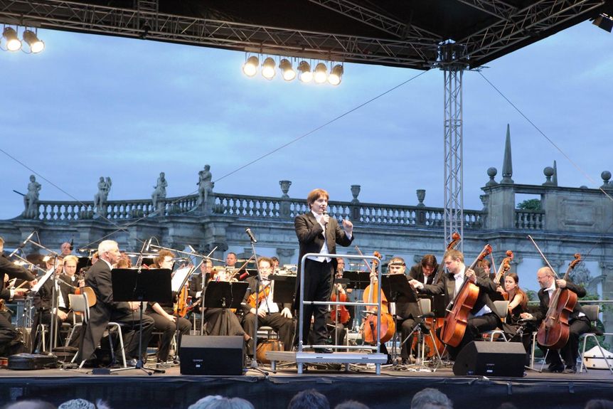 Schlossgarten Weikersheim, Event, Hohenloher Kultursommer, Bühne mit Orchester